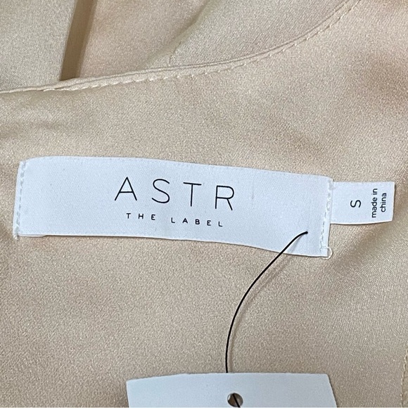 ASTR Satin Puff Sleeve Ruched Deep V Blouse Champagne Boho Top Small NWT - Picture 7 of 10